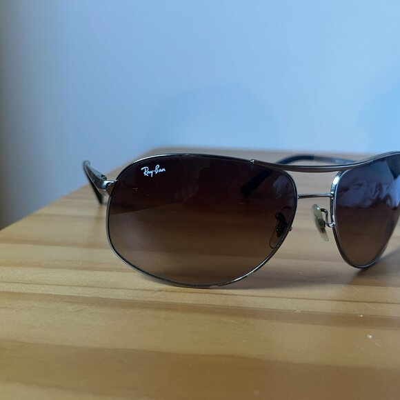 Ray-Ban Aviator Brown Gradient Lens Sunglasses RB3387-004/13 Gunmetal - Picture 4 of 5